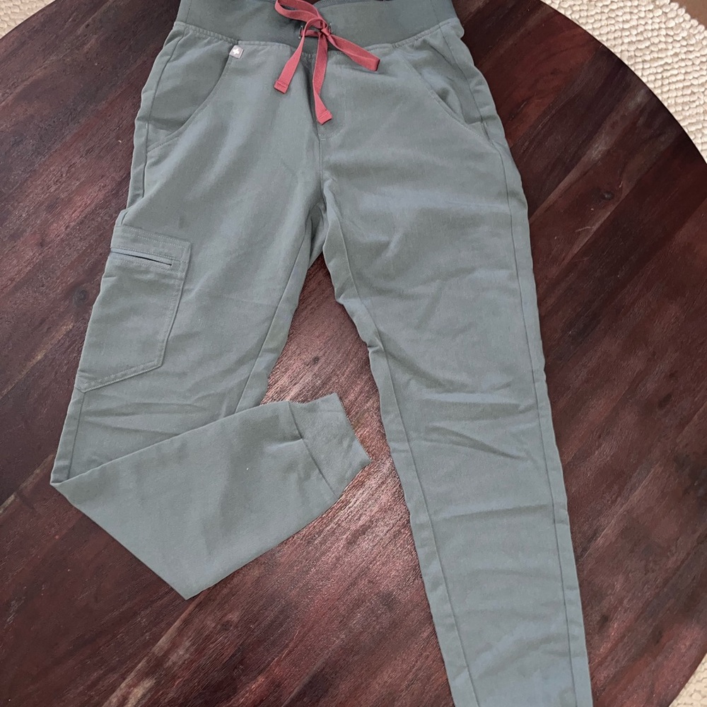 Figs Bonsai Green Joggers with Burgundy Drawstring